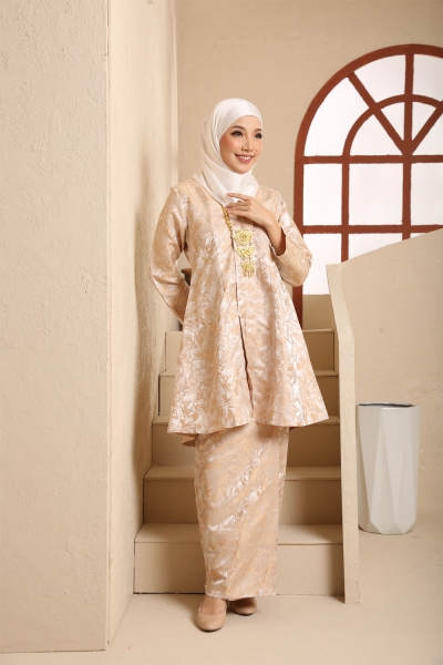 Kebaya Salma Champange